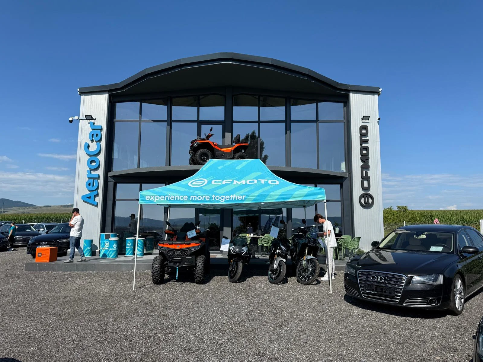 Showroom AeroCar Bacău 3