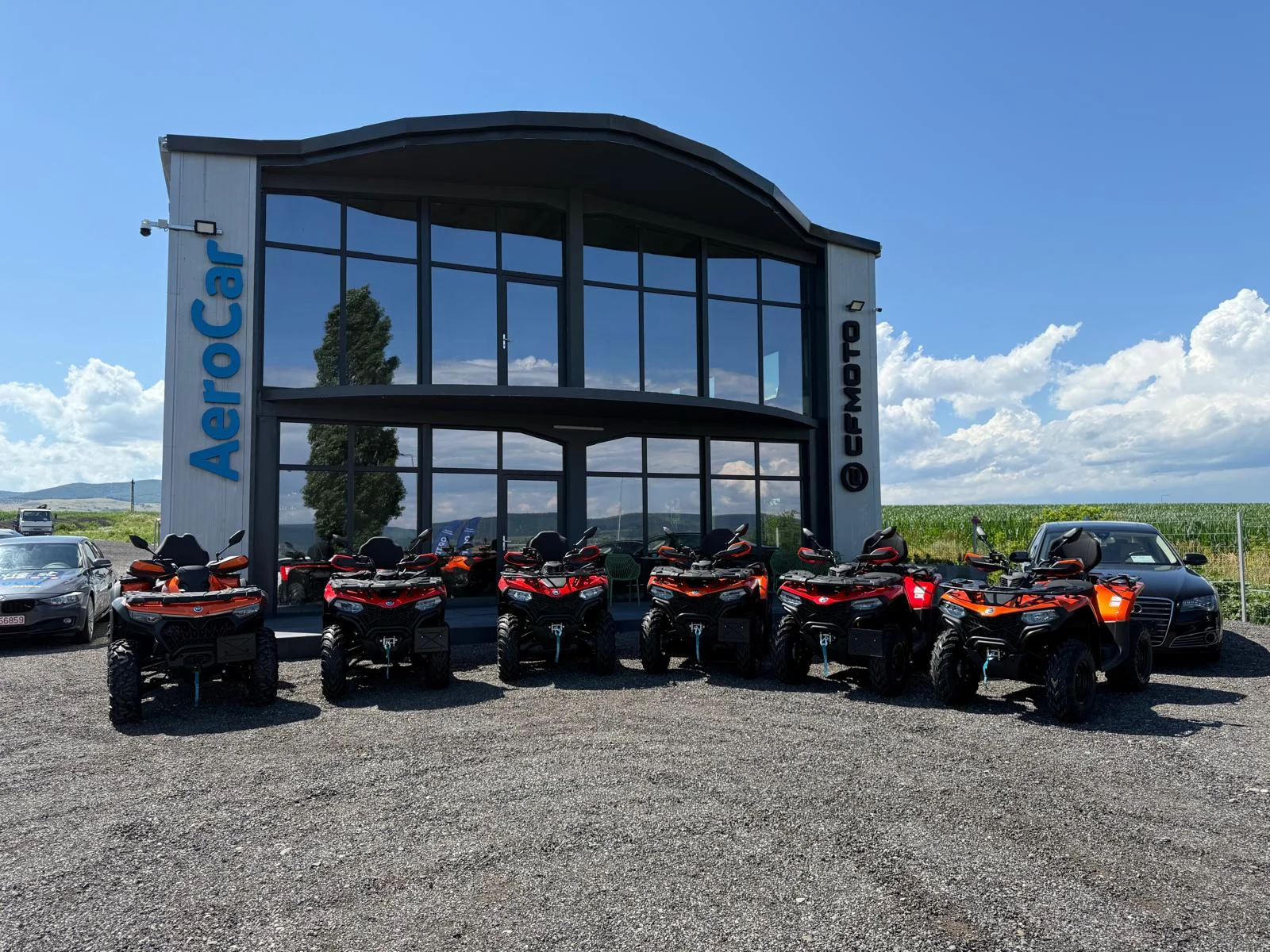 Showroom AeroCar Bacău 7