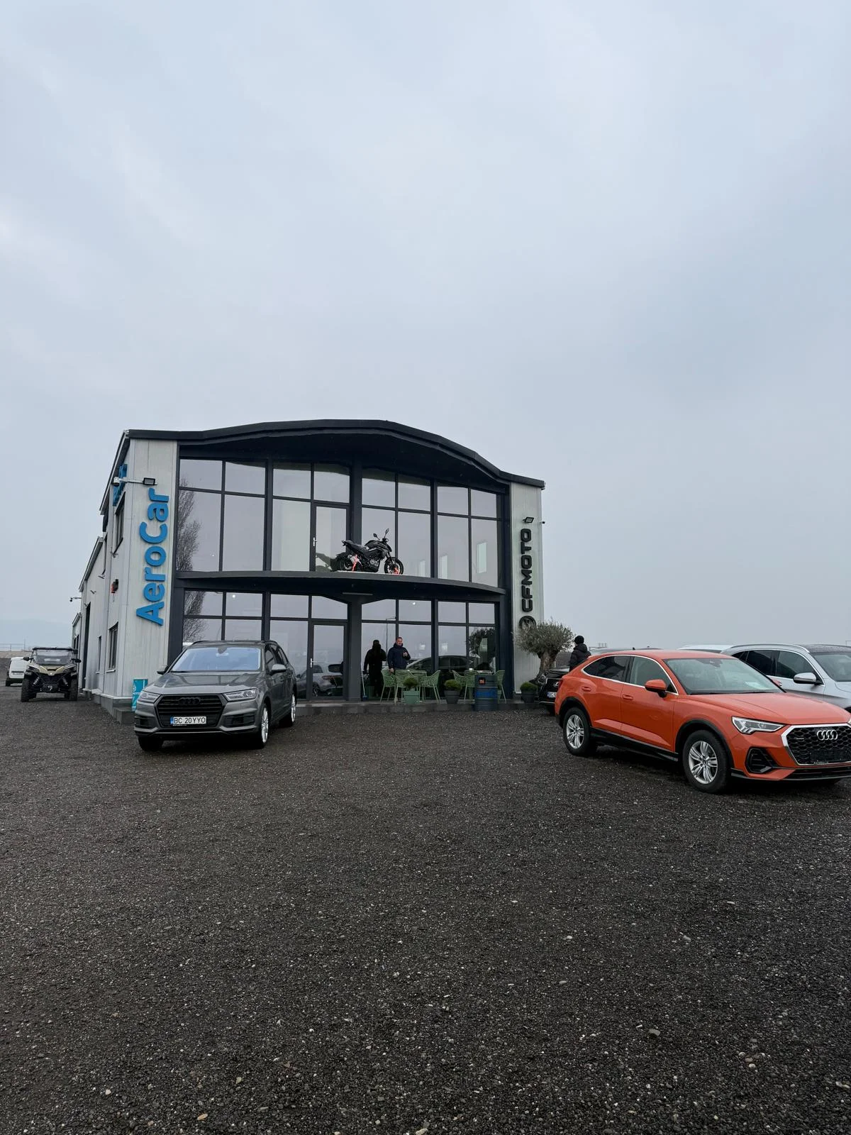 Showroom AeroCar Bacău 10